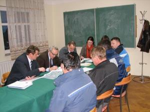 Župan s sodelavci in člani sveta krajevne skupnosti